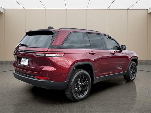 2025 Jeep Grand Cherokee Altitude