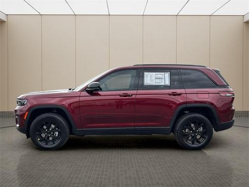 2025 Jeep Grand Cherokee Altitude