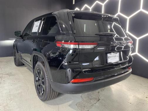 2025 Jeep Grand Cherokee Limited X
