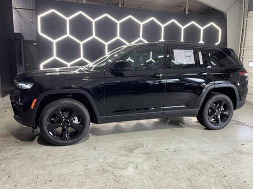 2025 Jeep Grand Cherokee Limited X