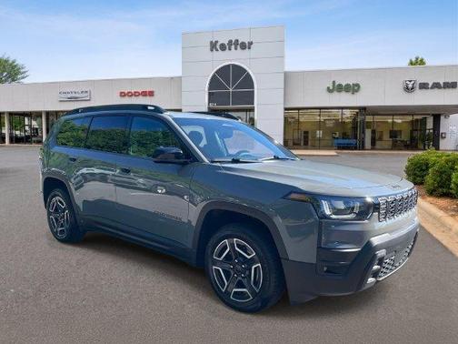Sting Gray Clearcoat 2026 Jeep Cherokee LAREDO/LIMITED