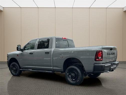 2026 RAM 2500 Tradesman Crew Cab 4x4 6'4' Box