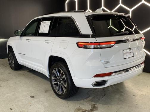2022 Jeep Grand Cherokee Overland