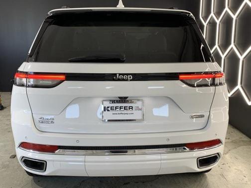 2022 Jeep Grand Cherokee Overland