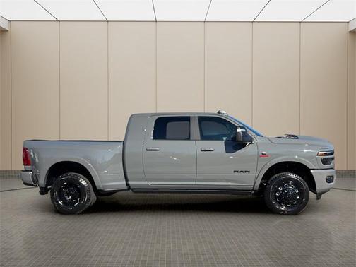 2026 RAM 3500 Limited Mega Cab 4x4 6'4' Box