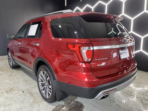 2016 Ford Explorer Platinum