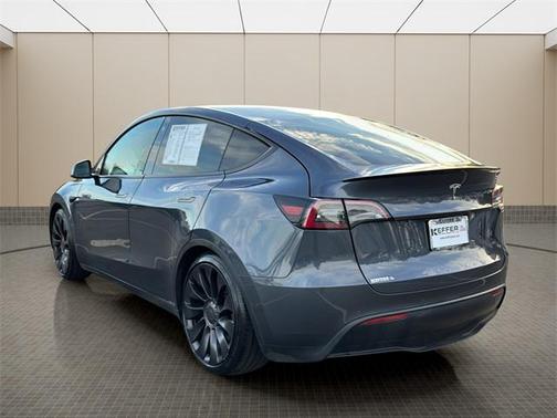 2022 Tesla Model Y Performance Dual Motor All-Wheel Drive