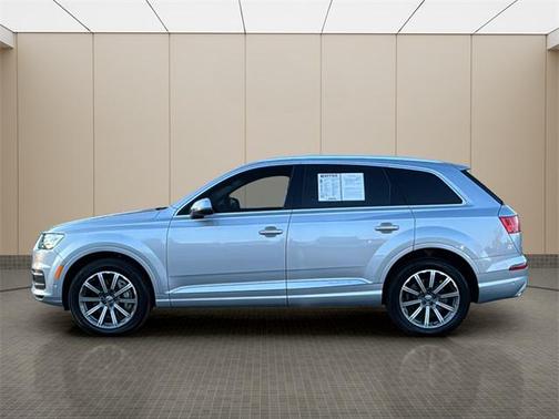 2019 Audi Q7 55 Premium Plus