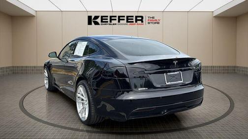 2021 Tesla Model S Plaid