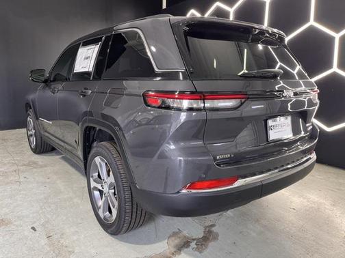 2025 Jeep Grand Cherokee Limited X
