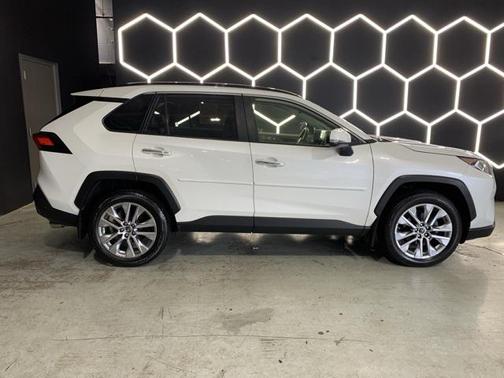 2019 Toyota RAV4 Limited