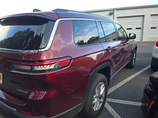 2023 Jeep Grand Cherokee L Laredo