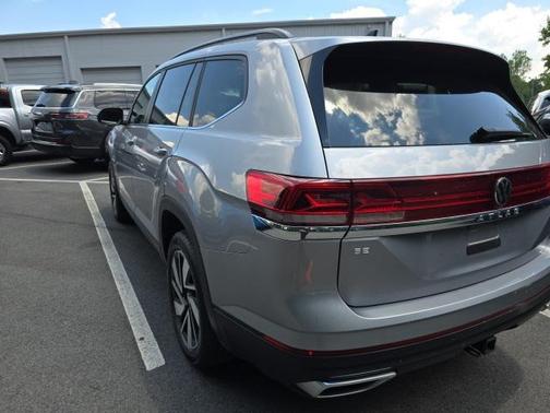 2024 Volkswagen Atlas 2.0T SE w/Technology 4MOTION