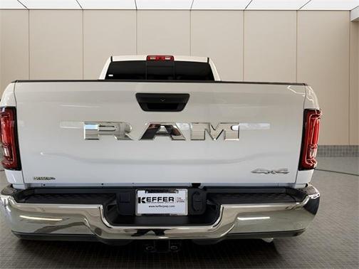 2025 RAM 2500 Tradesman Crew Cab 4x4 6'4' Box