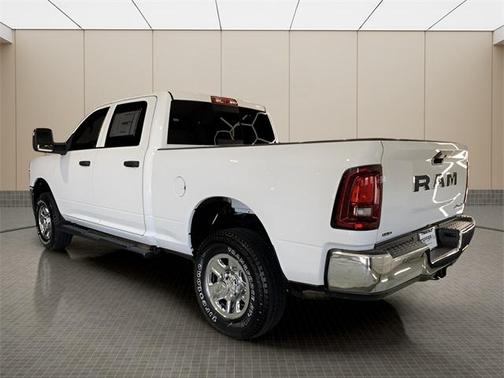 2025 RAM 2500 Tradesman Crew Cab 4x4 6'4' Box