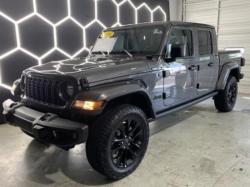 2024 Jeep Gladiator Nighthawk