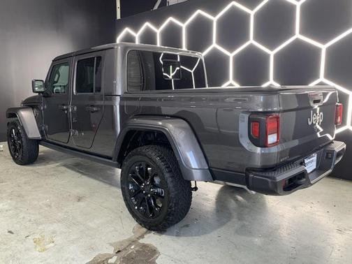 2024 Jeep Gladiator Nighthawk