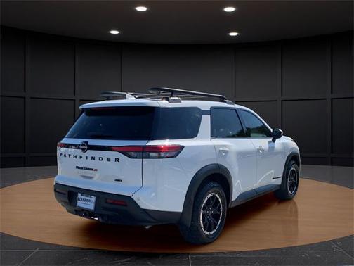 2025 Nissan Pathfinder Rock Creek 4WD