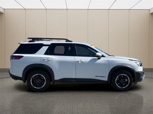 2025 Nissan Pathfinder Rock Creek 4WD