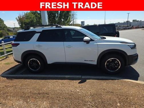 2025 Nissan Pathfinder Rock Creek 4WD