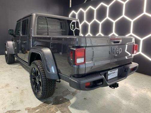 2025 Jeep Gladiator Nighthawk