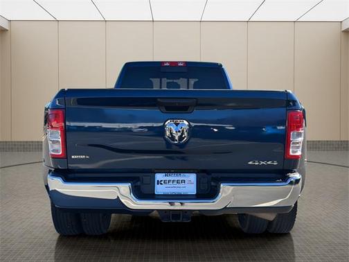 2024 RAM 3500 Tradesman Crew Cab 4x4 8' Box