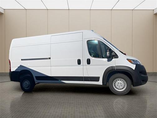 2025 RAM ProMaster 2500 Tradesman