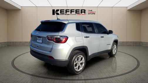 2024 Jeep Compass Sport