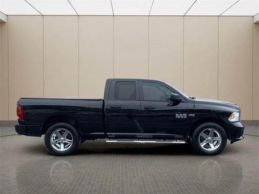 2017 RAM 1500 Express