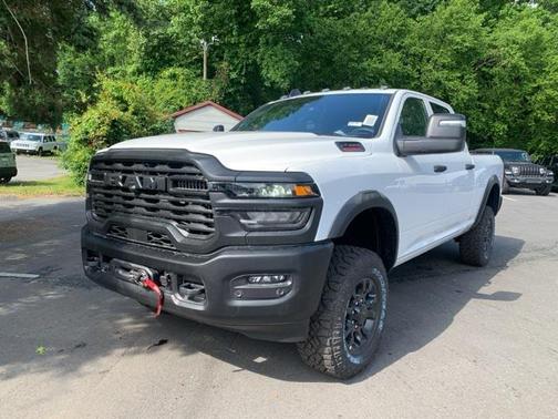 2025 RAM 2500 Tradesman Crew Cab 4x4 6'4' Box