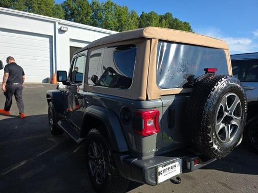 2020 Jeep Wrangler Black and Tan 4X4