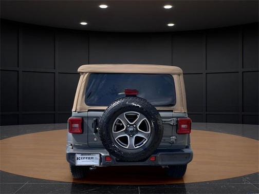 2020 Jeep Wrangler Black and Tan 4X4