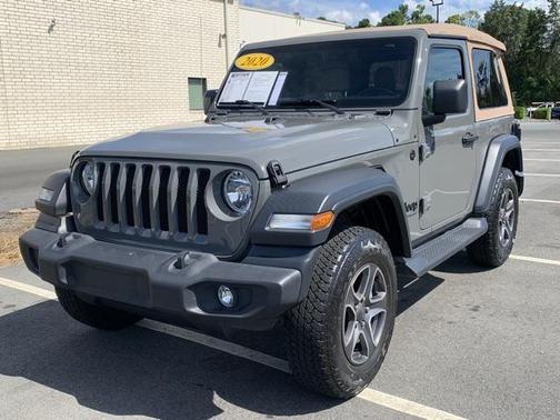 2020 Jeep Wrangler Black and Tan 4X4