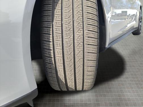 2022 Porsche Panamera 4 Platinum Edition