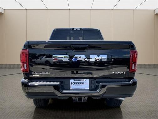 2025 RAM 2500 Laramie Crew Cab 4x4 6'4' Box