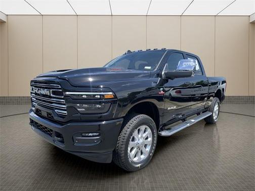 2025 RAM 2500 Laramie Crew Cab 4x4 6'4' Box