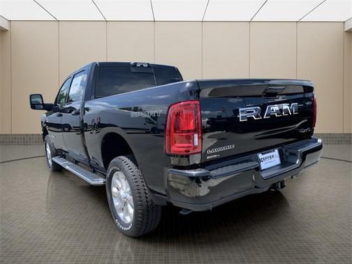 2025 RAM 2500 Laramie Crew Cab 4x4 6'4' Box