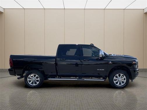 2025 RAM 2500 Laramie Crew Cab 4x4 6'4' Box