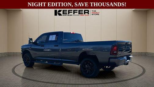 2025 RAM 3500 Big Horn Crew Cab 4x4 8' Box