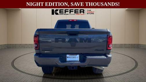 2025 RAM 3500 Big Horn Crew Cab 4x4 8' Box
