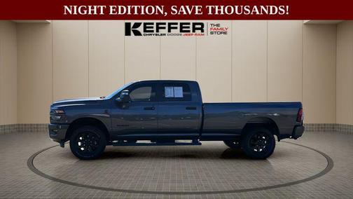 2025 RAM 3500 Big Horn Crew Cab 4x4 8' Box