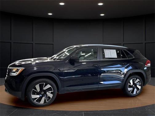 2024 Volkswagen Atlas Cross Sport 2.0T SE w/Technology 4MOTION