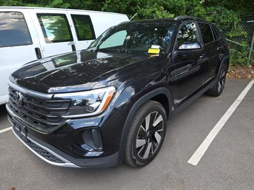 2024 Volkswagen Atlas Cross Sport 2.0T SE w/Technology 4MOTION