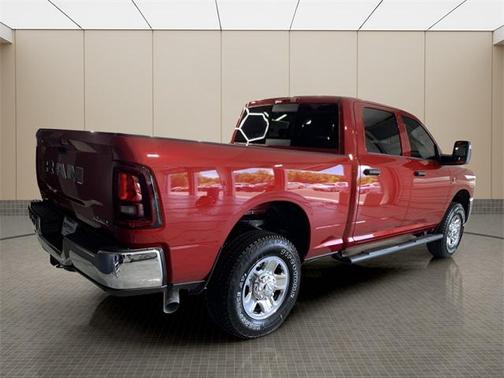 2025 RAM 2500 Tradesman Crew Cab 4x4 6'4' Box