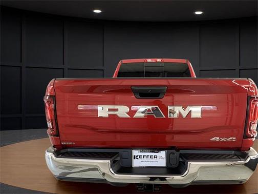 2025 RAM 2500 Tradesman Crew Cab 4x4 6'4' Box