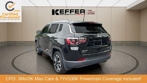 Diamond Black Crystal Pearlcoat 2022 Jeep Compass Limited