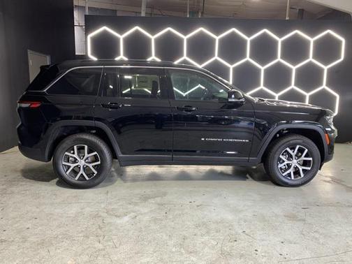2025 Jeep Grand Cherokee Limited X
