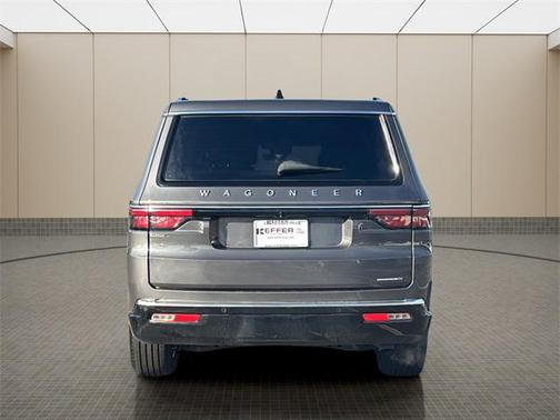 2024 Jeep Wagoneer L Series II 4x2