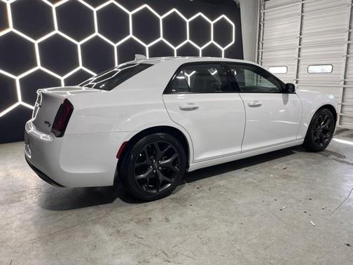 2023 Chrysler 300 S