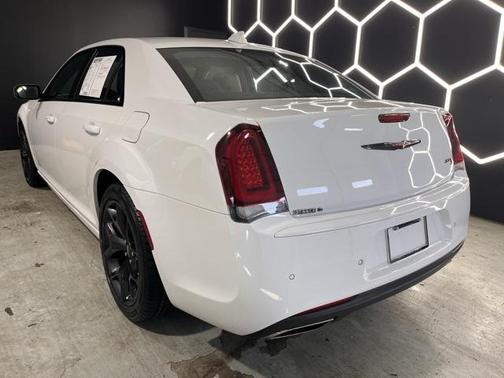 2023 Chrysler 300 S